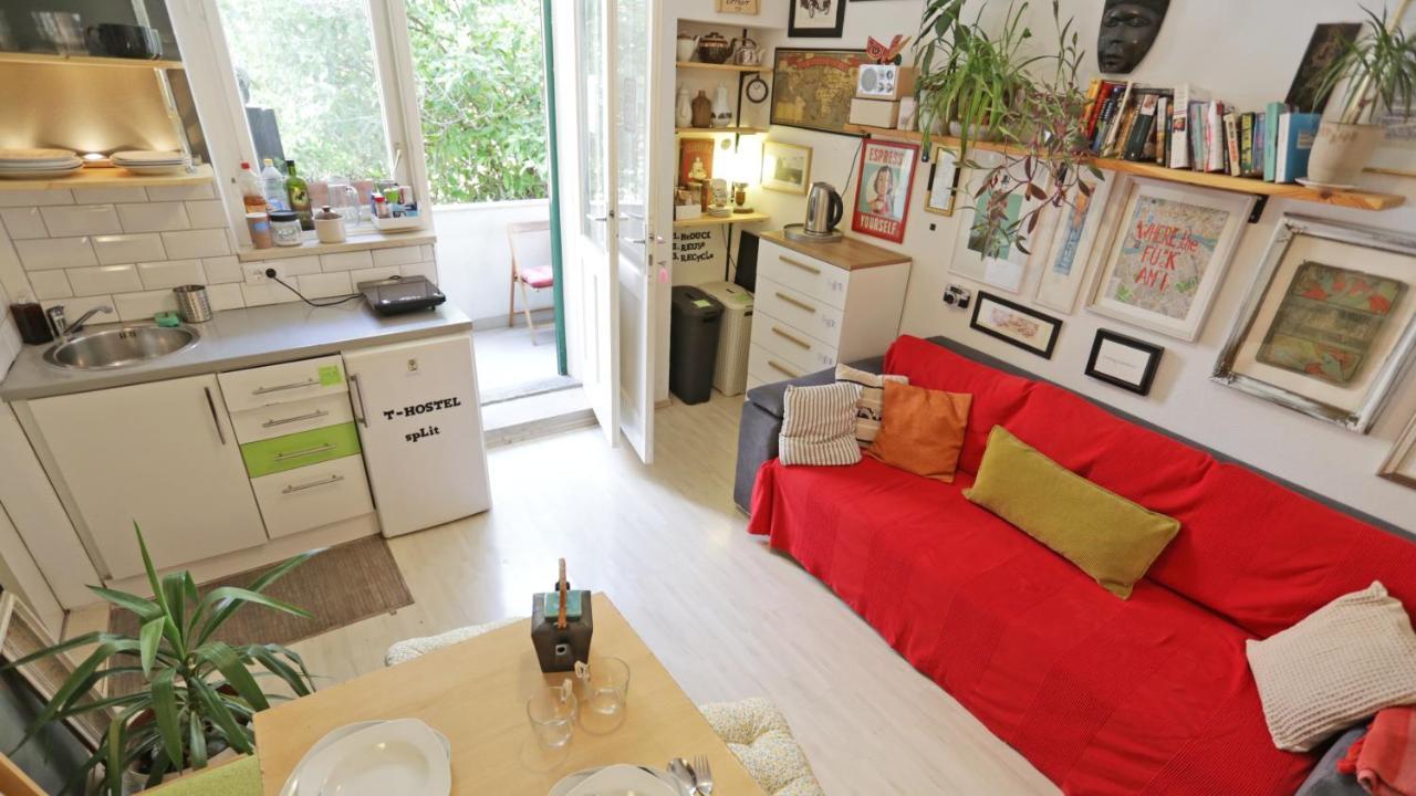 Tchaikovsky Hostel سبليت المظهر الخارجي الصورة