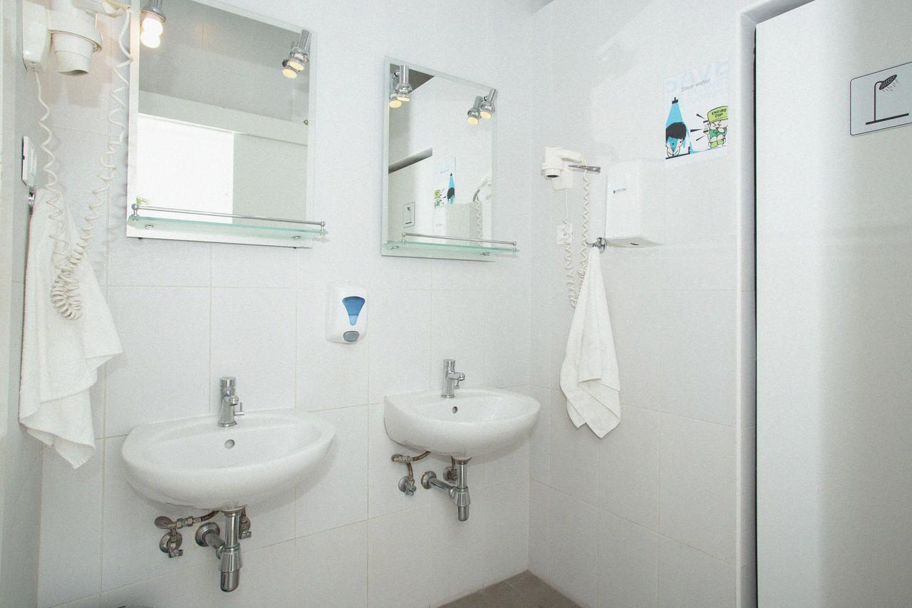 Tchaikovsky Hostel سبليت المظهر الخارجي الصورة
